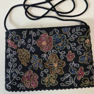 VTG Glamorous beaded clutch purse, perfect for New Years, Weddings, prom, etc.
